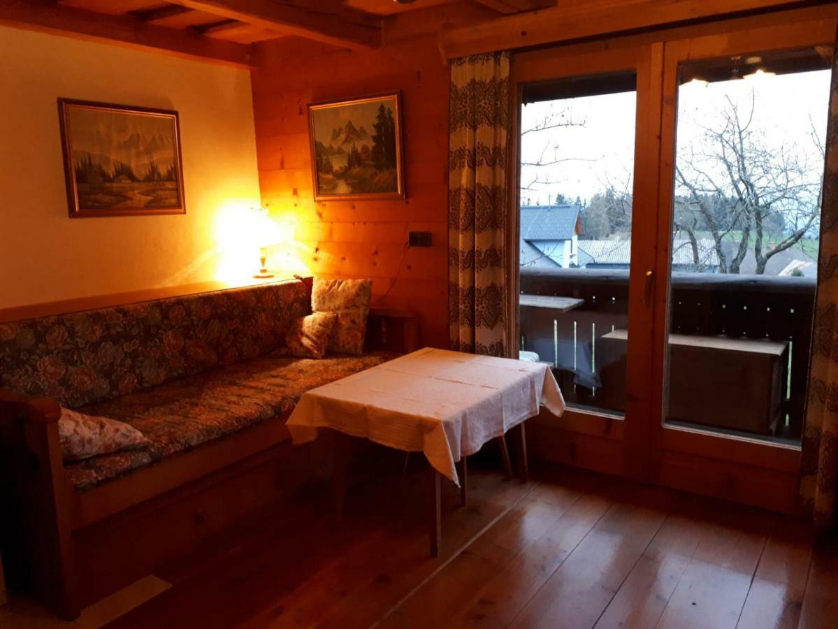 Willa Urlaub Im Blockhaus Diex Zewnętrze zdjęcie