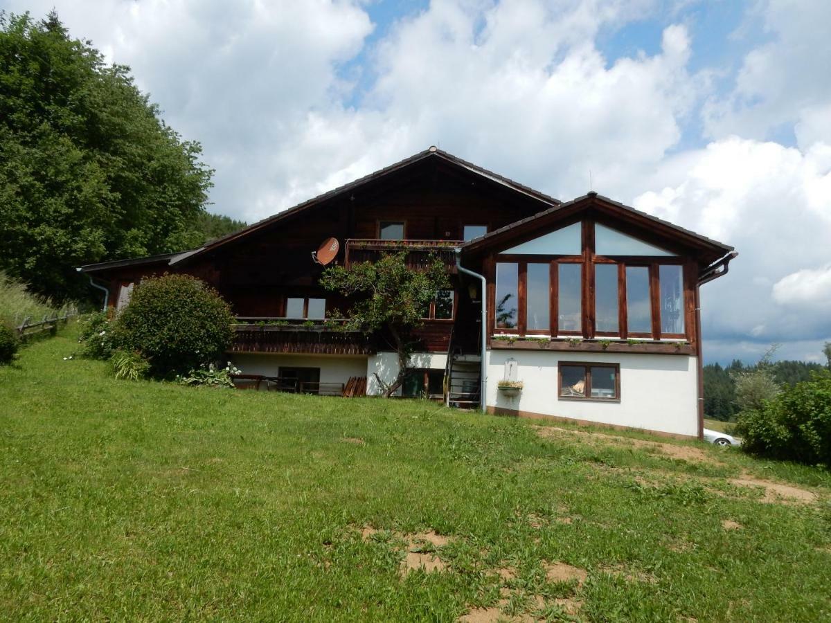 Willa Urlaub Im Blockhaus Diex Zewnętrze zdjęcie
